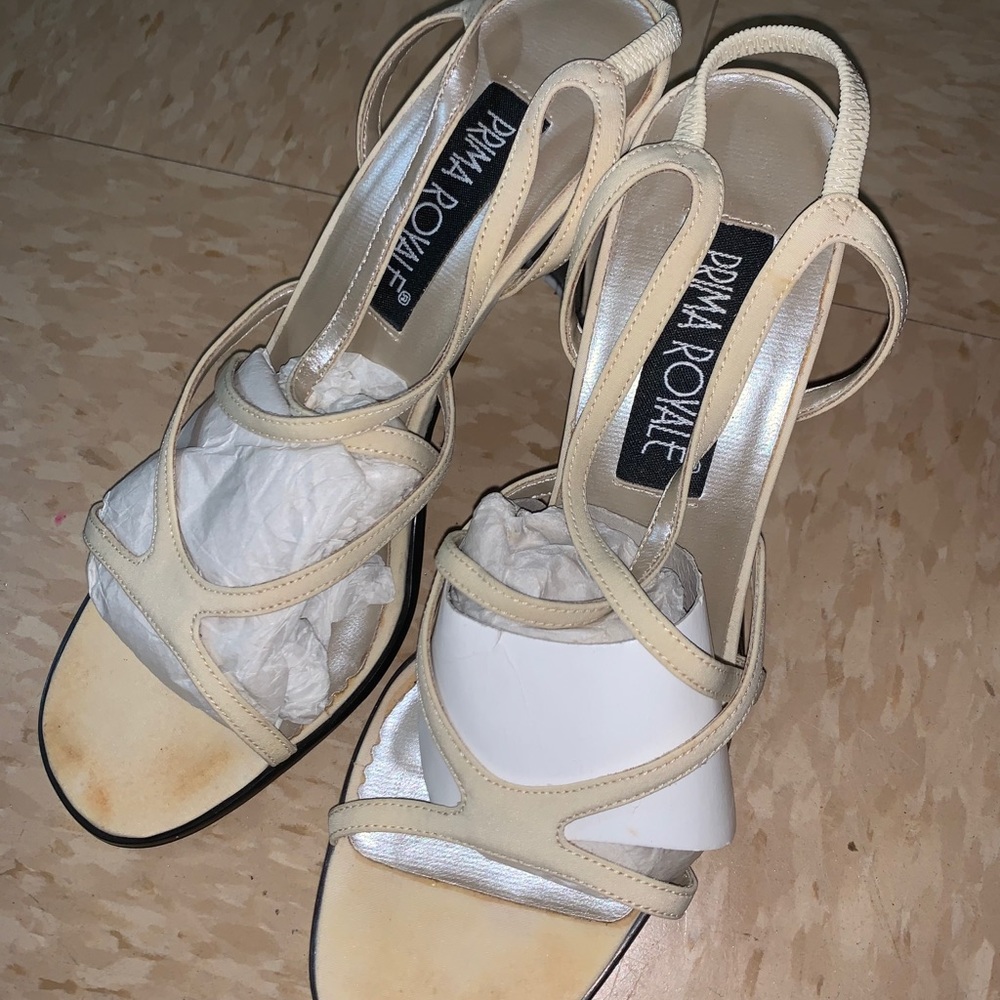 Beige heels
